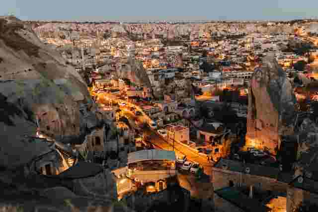 Goreme, Cappadocia — airport transfer service from Kayseri and Nevşehir airports